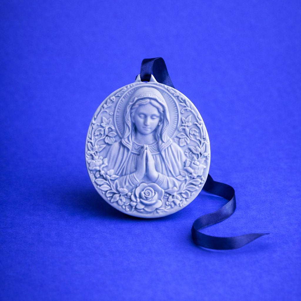 Médaillon Vierge en céramique – Diffuseur d’huiles essentielles – La Provence de Marie
